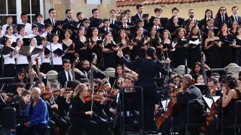 Entre las filas de una orquesta para ser testigo de lo inédito