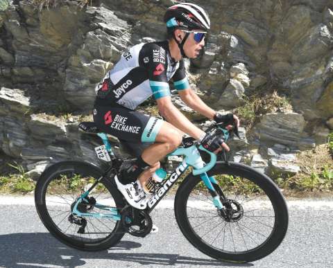 El emotivo video con el que el equipo BikeExchange despidió a Esteban Chaves