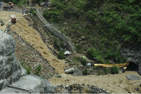 Parte de tranquilidad: por Hidroituango está fluyendo más agua de la que entra