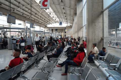El SuperCADE 20 de Julio reabrió sus puertas para efectuar más de 200 trámites