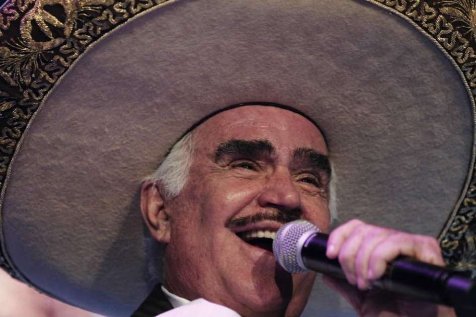 Vicente Fernández durante su concierto de despedida en España. /Víctor Sánchez Rincones