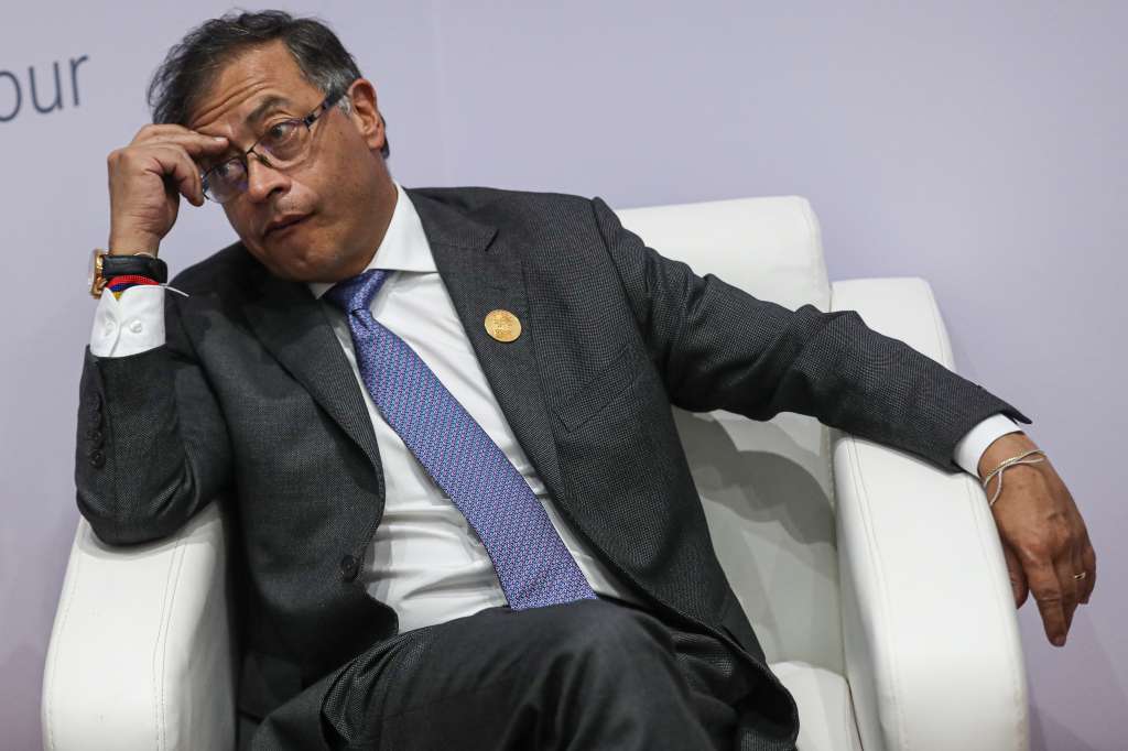 Sharm El Sheikh (Egypt), 07/11/2022.- President of Colombia Gustavo Petro sits for an interview with EFE during the 2022 United Nations Climate Change Conference (COP27), in Sharm El-Sheikh, Egypt, 07 November 2022. The 2022 United Nations Climate Change Conference (COP27), runs from 06-18 November, and is expected to host one of the largest number of participants in the annual global climate conference as over 40,000 estimated attendees, including heads of states and governments, civil society, media and other relevant stakeholders will attend. The events will include a Climate Implementation Summit, thematic days, flagship initiatives, and Green Zone activities engaging with climate and other global challenges. (Egipto) EFE/EPA/SEDAT SUNA