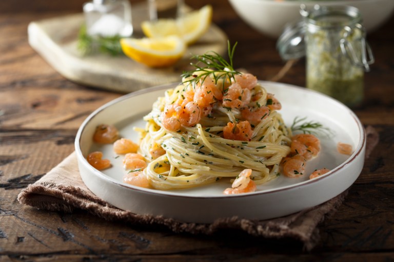 Pasta con camarones, una exquisita receta para saborear en Semana Santa