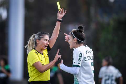 Otro desaguisado futbolístico (Fútbol paradójico)