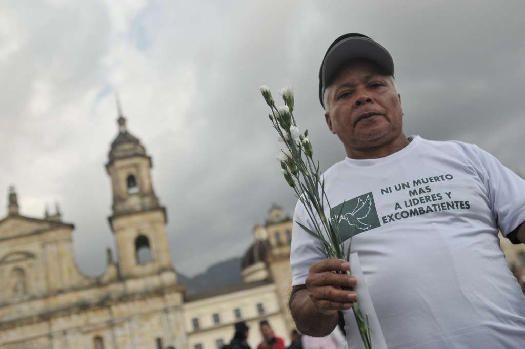 Protesta en contra del asesinato de lideres sociales y firmantes de paz.