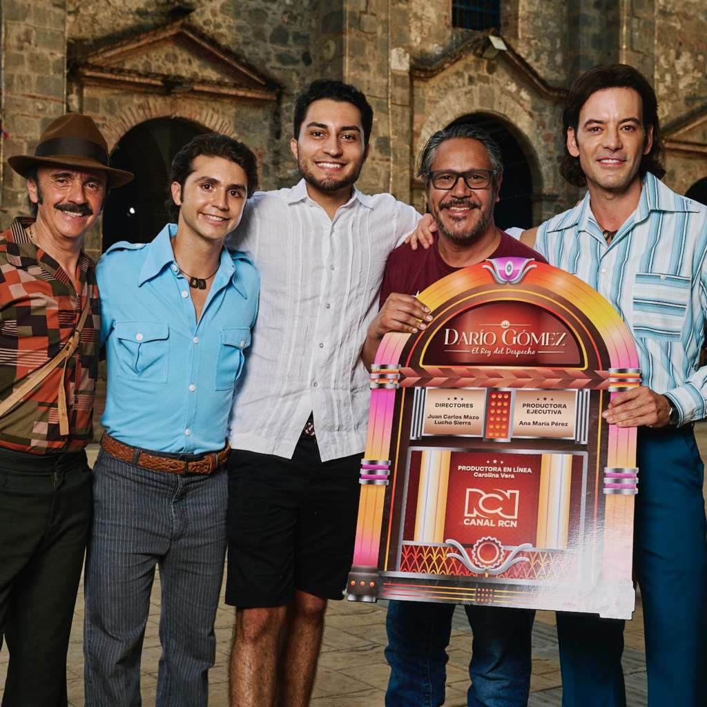 ¿Quién canta en la novela de Darío Gómez de RCN? Es un joven abogado y músico