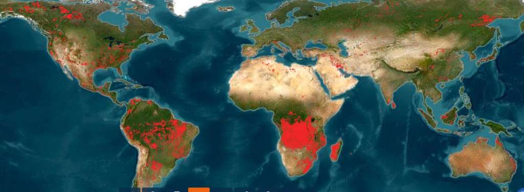 Dos veces al día, los dos satélites escanean toda la superficie de la Tierra y recogen datos precisos sobre la localización y la intensidad de los incendios.