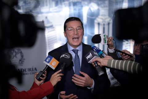 No es posible vetar a Thomas Greg para escrutinios: registrador Penagos a Petro