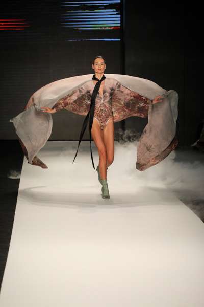 Desfile Colombiamoda Revista CROMOS y Diego Guarnizo