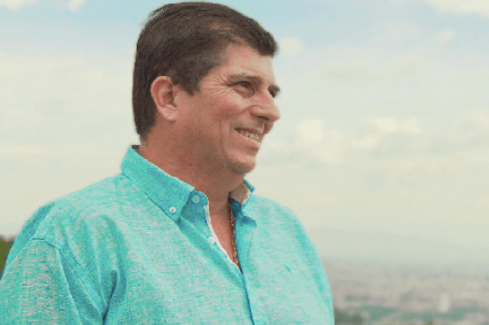 Víctor Manuel Tamayo, gobernador de Risaralda, afirma que Caldas, Quindío, Chocó y Risaralda están construyendo un hospital para atender la pandemia. / Alcaldía de Risaralda