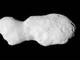 Sonda especial sobrevoló asteroide con forma inusual en el sistema solar: estas son las imágenes