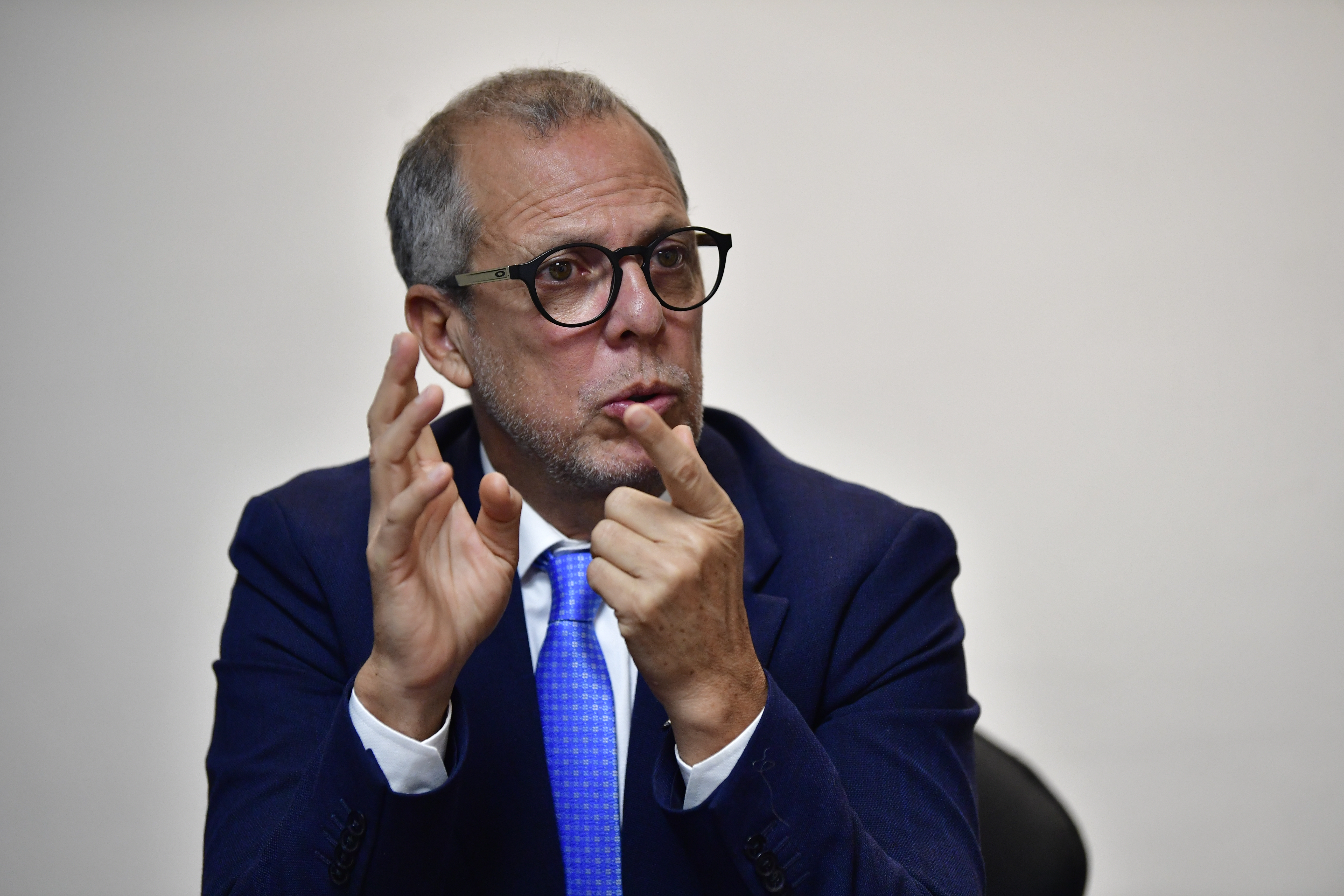 Jefe de Despacho de la Presidencia durante entrevista para El Espectador