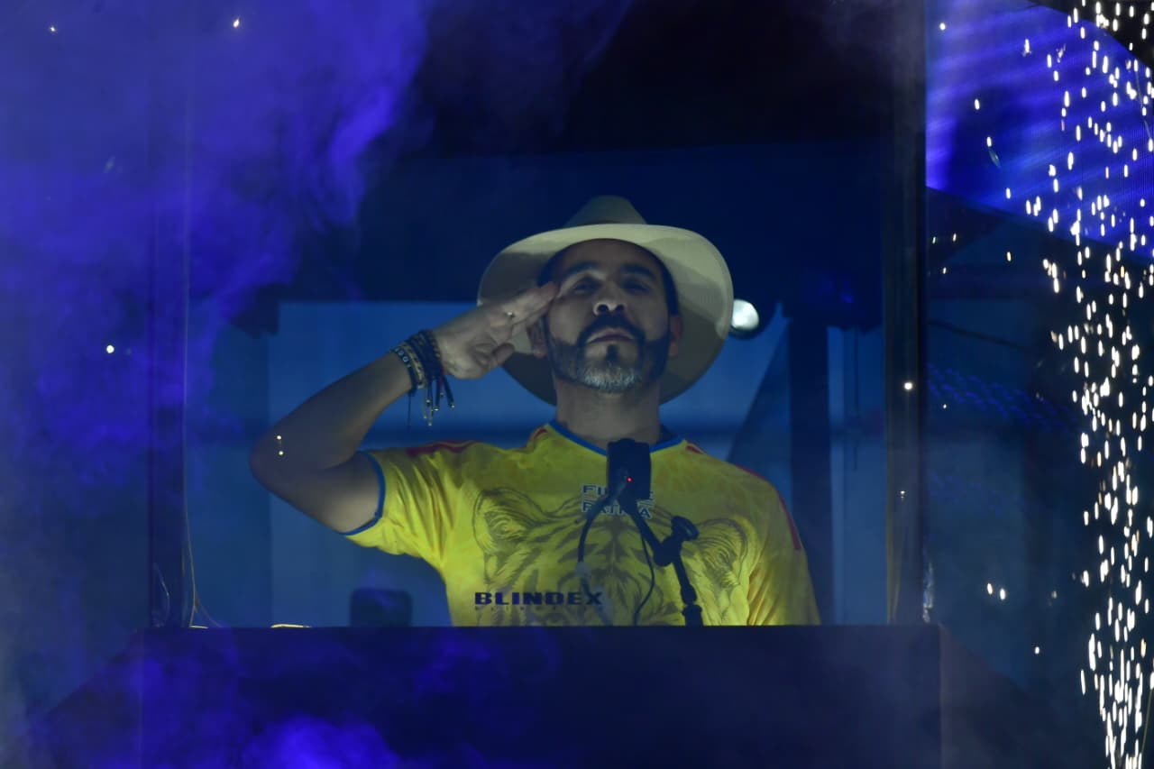 El candidato presidencial Abelardo de la Espriella cerró su campaña en Buga, Valle del Cauca. Los eventos tuvieron un fuerte componente religioso en la visita a la basílica menor del Señor de los Milagros.