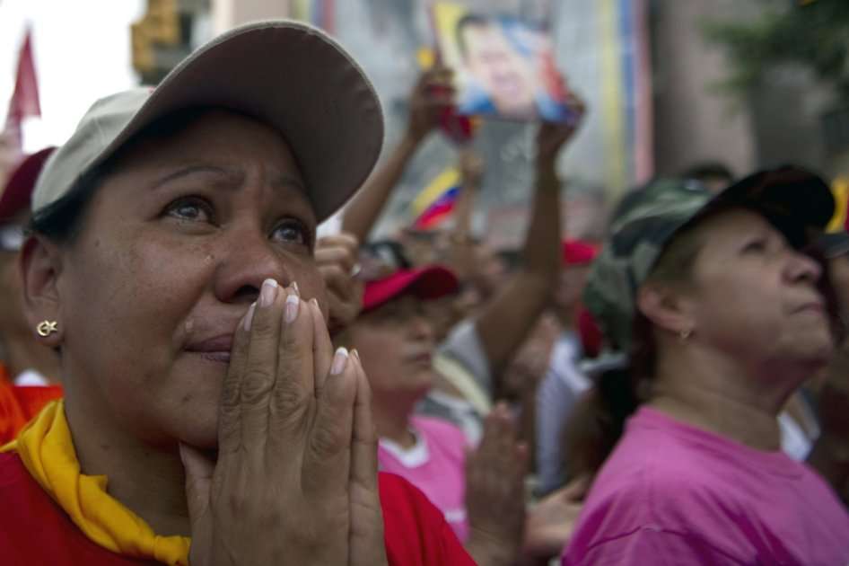 Millones de venezolanos oran por la salud de Hugo Chávez / AFP