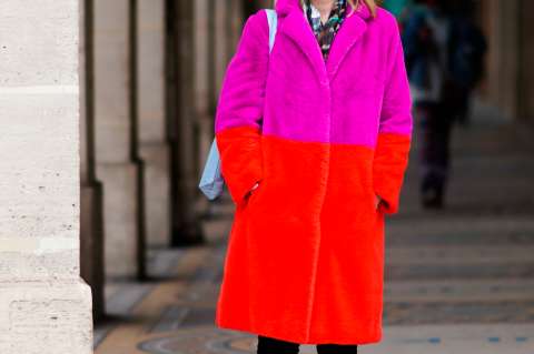 ¿Qué es el color block y cómo vestirlo en esta temporada?