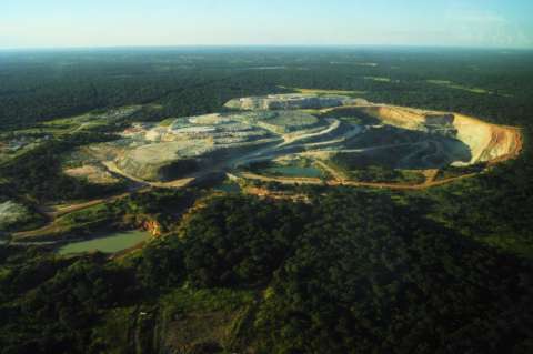 Multinacional minera Gemfields pide pista en Colombia