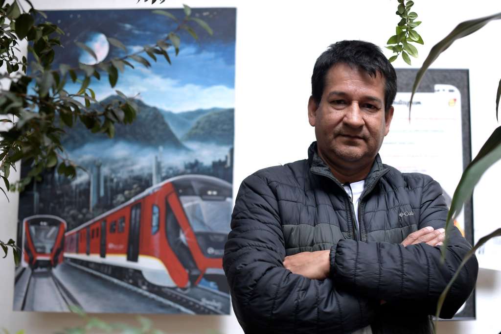 Rodrigo logró suficiente reconocimiento para vender obras por encargo y trabajar desde su casa-taller en Puente Aranda.