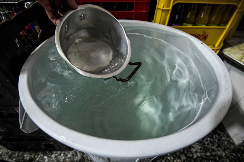 Día 1 de racionamiento de agua en Bogotá,11 de abril de 2024.