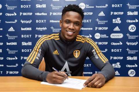 Así presentó el Leeds de la Premier League a su nuevo fichaje: Luis Sinisterra