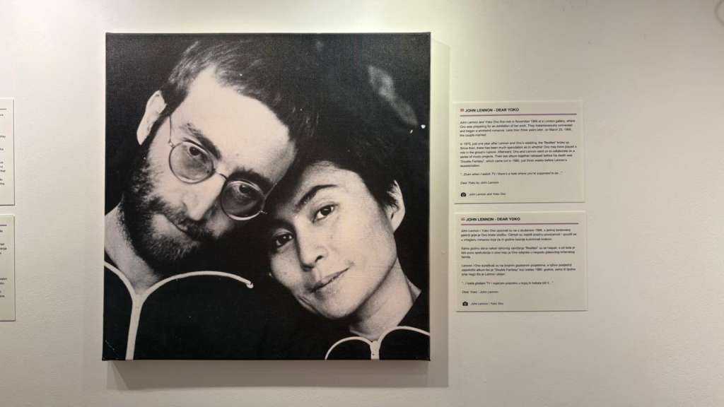 La relación de John Lennon y Yoko Ono quedó unida para siempre a la música, al amor y a las versiones que rodearon la separación de The Beatles.