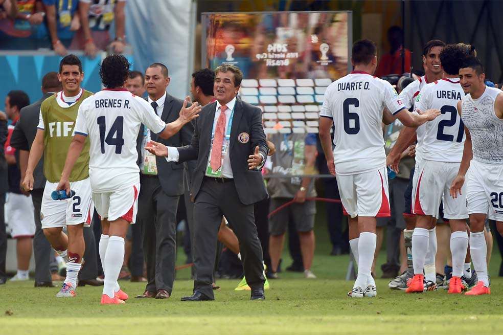 Jorge Luis Pinto en su etapa como entrenador de la selección de Costa Rica.