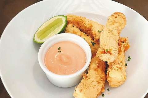 Receta para preparar tempura andina de pescado con mayonesa de Sriracha