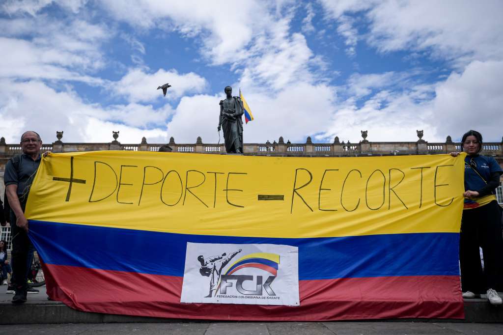 Una de las banderas de la manifestación.
