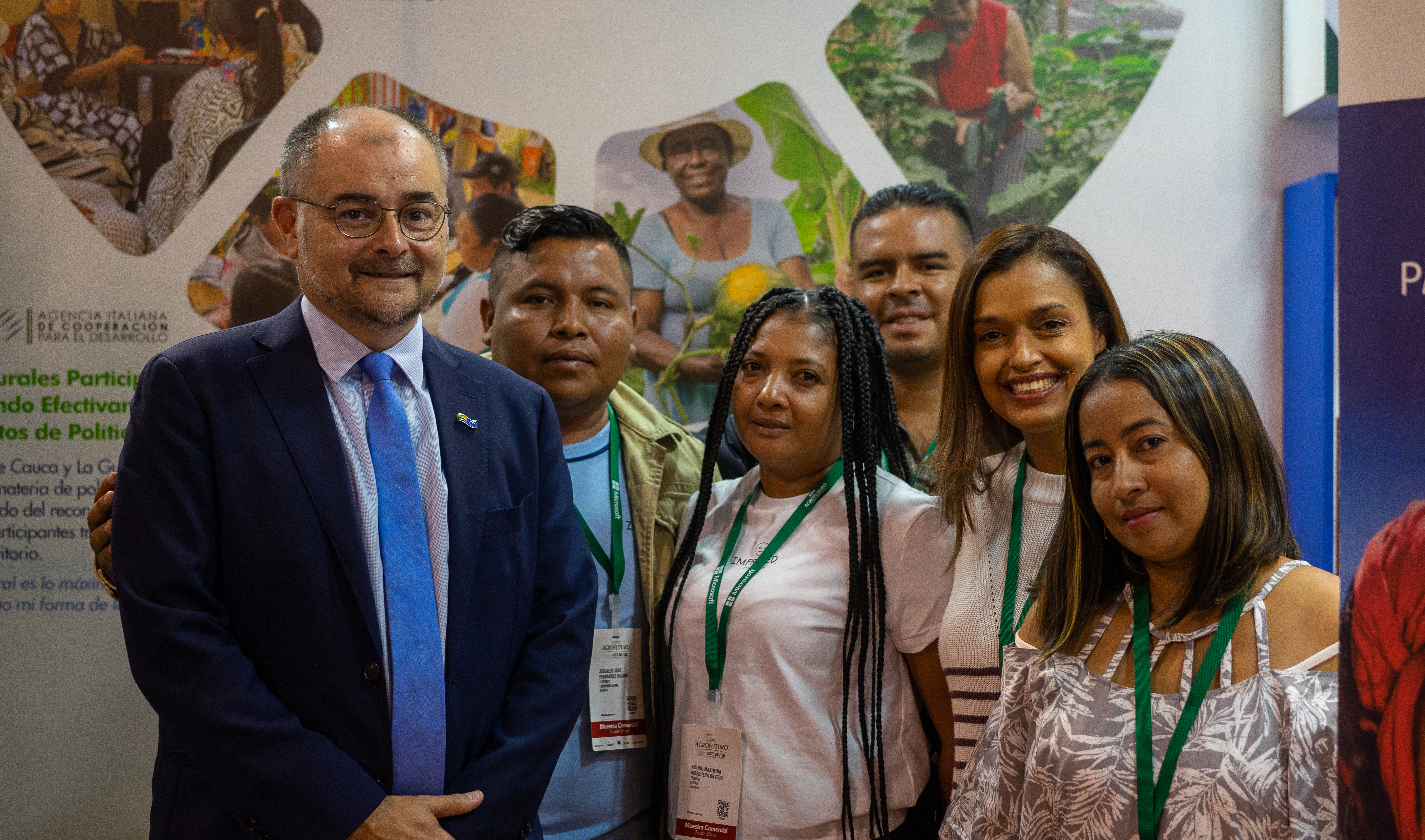 Representantes de las comunidades beneficiarias de los proyectos de la UE, estuvieron presentes en el evento.