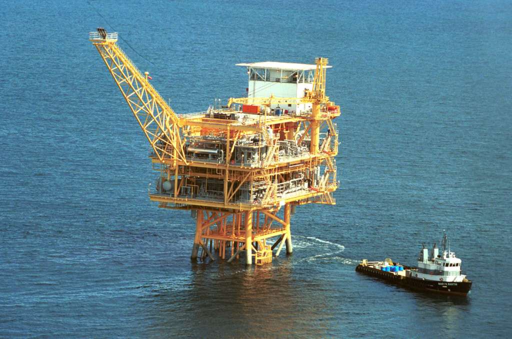 Plataforma de perforación petrolera 'Hickory' de Anadarko Petroleum Corp. en el Golfo de México.
/ Bloomberg News.