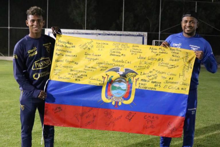 El padre que caminó 156 kms. para que su hijo fuera al Mundial de Fútbol Sub 17