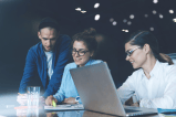 ¿Conectar o performar? El dilema del liderazgo moderno