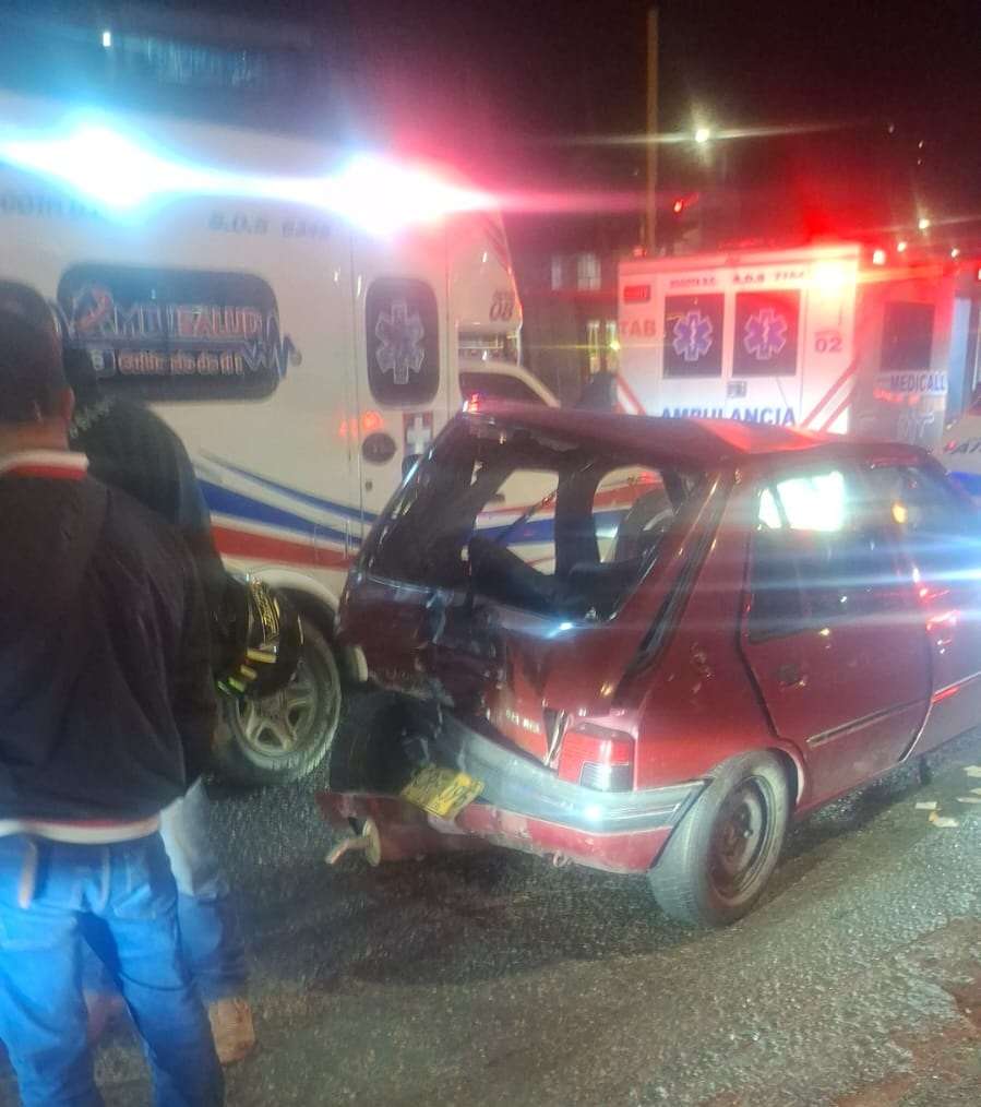 Vehículo afectado en el choque múltiple en la localidad de Usme.
