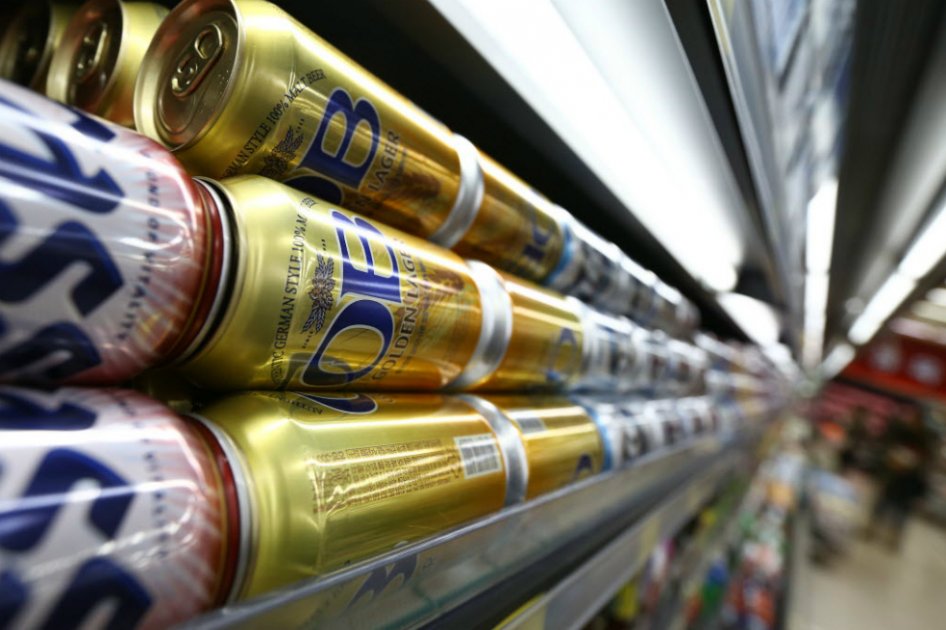 AB InBev está dispuesto a emitir 326 millones de acciones. / Bloomberg News