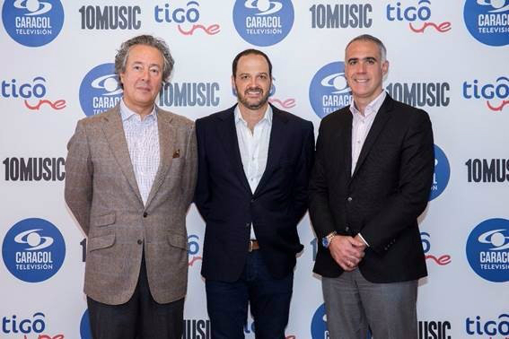 Gonzalo Córdoba, presidente de Caracol Televisión; Felipe Jaramillo, director ejecutivo de 10MUSIC y Marcelo Cataldo, presidente de TigoUne. / Cortesía