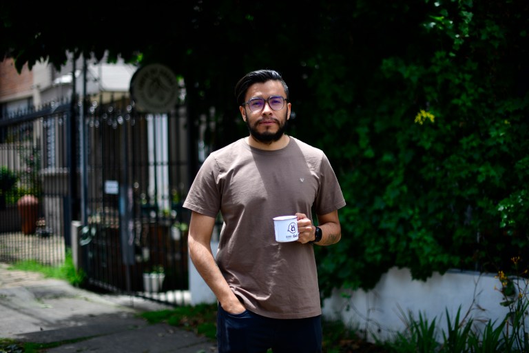 “El Andariego”: este es el mejor libro de café del mundo