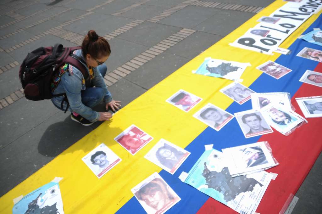 El acto simbólico “Yo apoyo la búsqueda” se realizó por la conmemoración del día internacional de las víctimas de desaparición forzada, que se realiza cada 30 de agosto desde 2011.