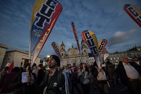 Negociación colectiva: lo que está en juego tras la suspensión del decreto