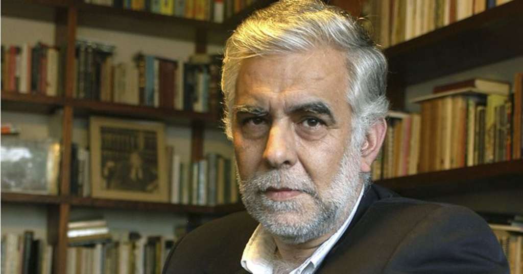 El escritor peruano Alonso Cueto, para quien la novela actual es más testimonial que de compromiso político. / Cortesía
