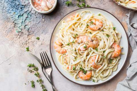 Receta: así se prepara el fetuccine con camarones