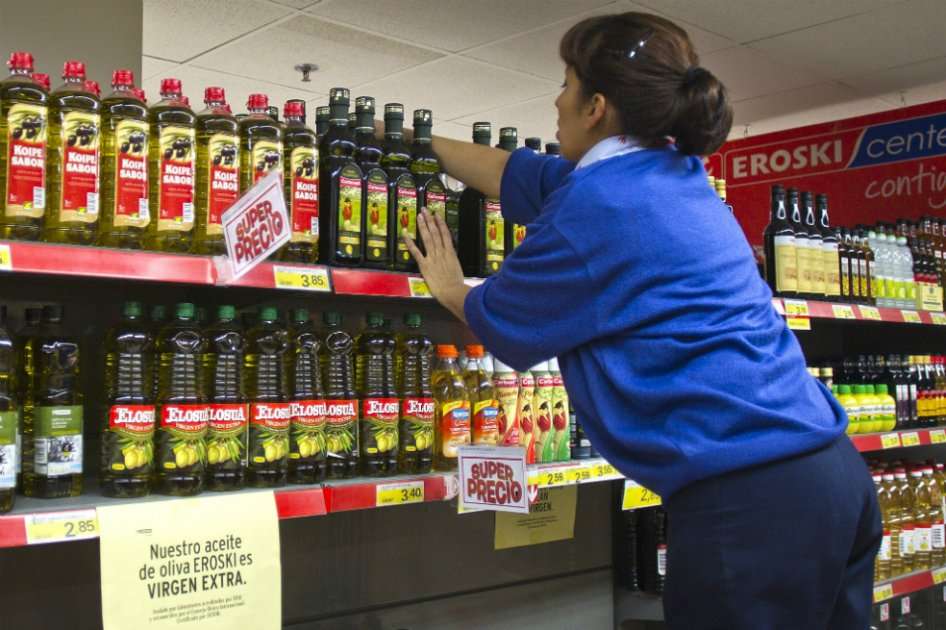 El calor que sigue afectando al sur de España hace que no haya buenas perspectivas para las cosechas. / Bloomberg News