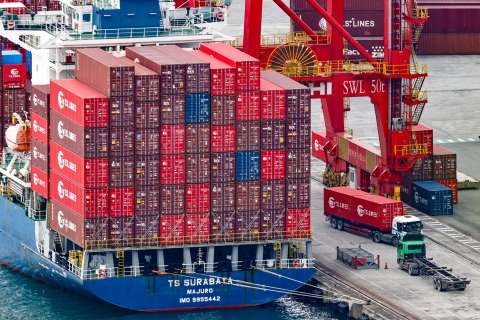 Exportaciones de Colombia crecen 12,8 %: petróleo y oro sostienen el avance