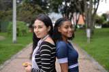 Chicas que luchan por la igualdad de género en zonas de conflicto armado