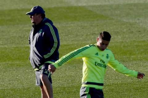Castigo a James fue el detonante de la destitución de Benítez, dicen en España