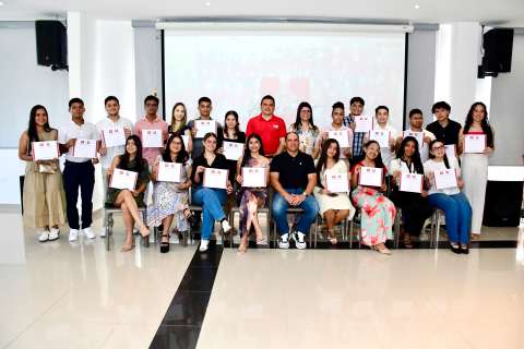 Impulsando el talento del Atlántico: la CUC entrega 22 becas del 100 %