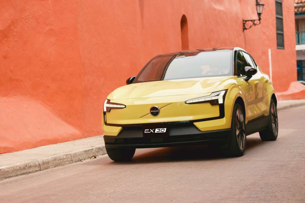 5 novedades de la EX30, la nueva camioneta eléctrica de Volvo que llegó a Colombia
