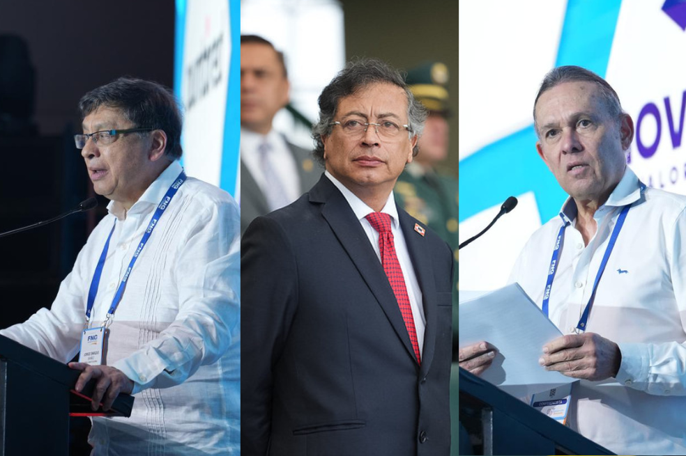 El presidente de la Corte Constitucional, el magistrado Jorge Enrique Ibáñez; el mandatario Gustavo Petro; y la cabeza del Congreso, el senador Efraín Cepeda.