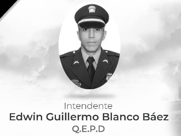 El teniente Edwin Guillermo Blanco Báez falleció durante la Operación Agamenón, donde se capturó a alias "Otoniel", líder del Clan del Golfo