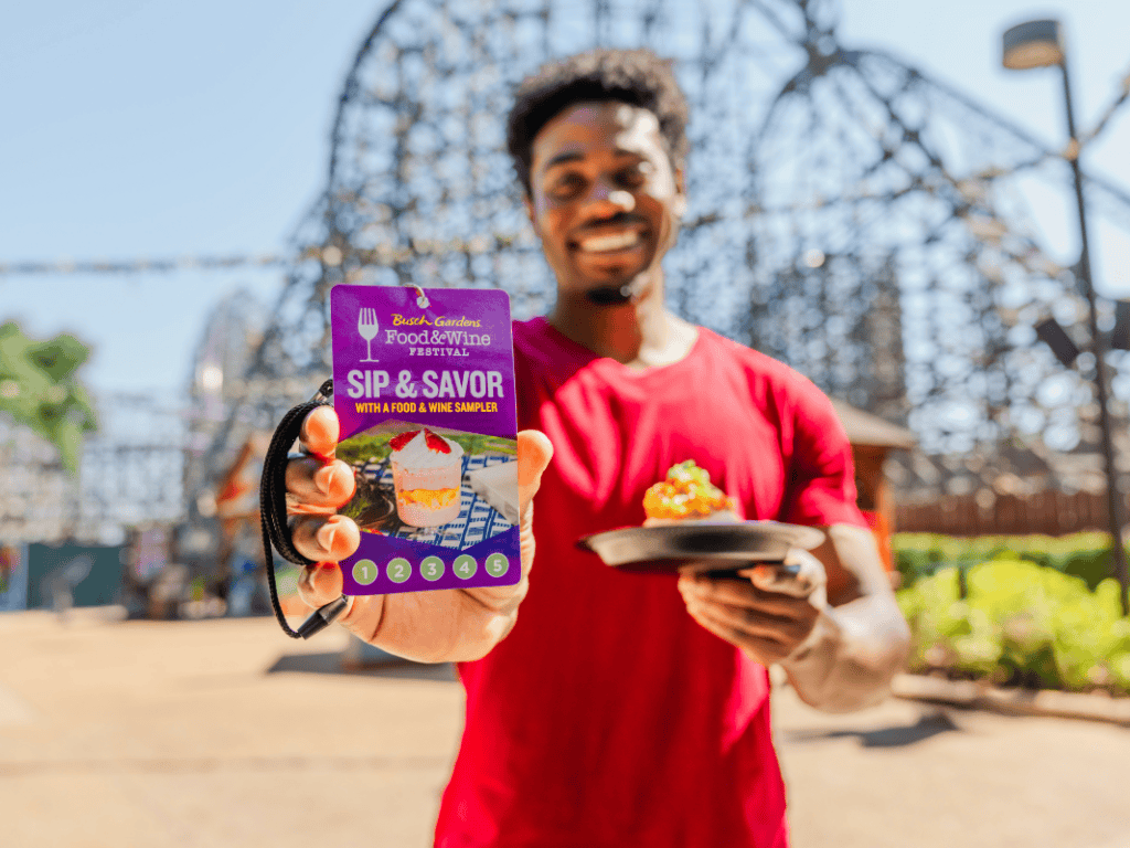 Busch Gardens Tampa Bay presenta nuevos sabores y programación especial para el Food & Wine Festival.