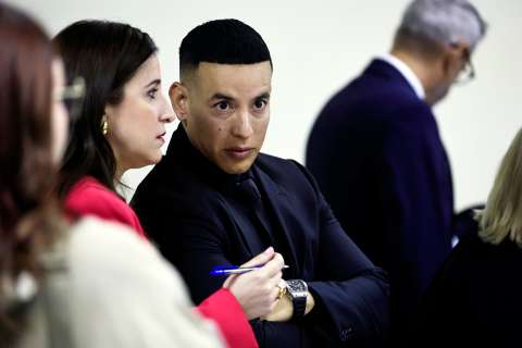Daddy Yankee pide desacato contra su esposa y cuñada por incumplir acuerdo judicial