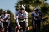 Tadej Pogacar comenzó a sumar victorias en 2025 y lidera el Tour de los Emiratos